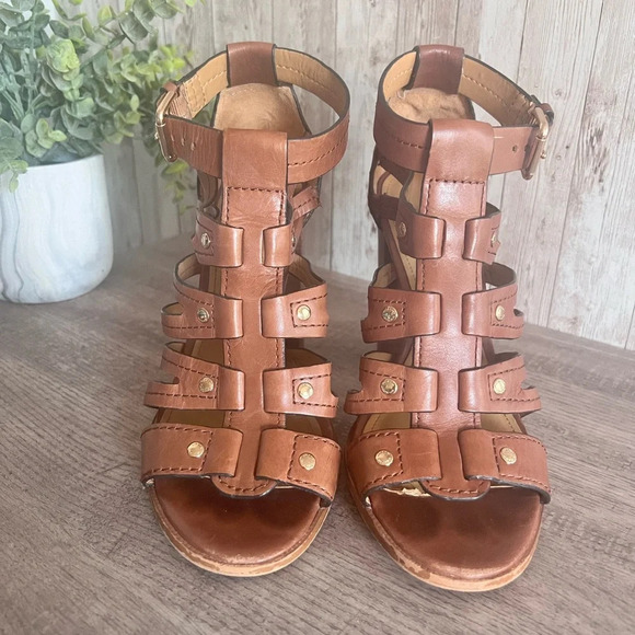 Coach Leather Strappy Studded Sandals Size 7 - Picture 9 of 9
